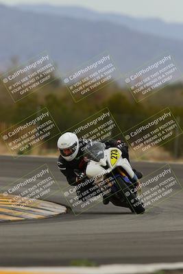 media/Jan-15-2023-SoCal Trackdays (Sun) [[c1237a034a]]/Turn 3 (1115am)/